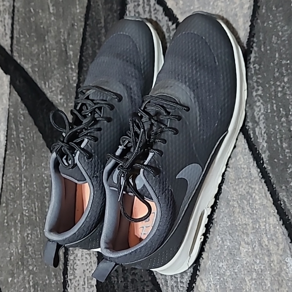 NIKE AIR MAX THEA BLACK ATHLETIC RUNNING SHOES